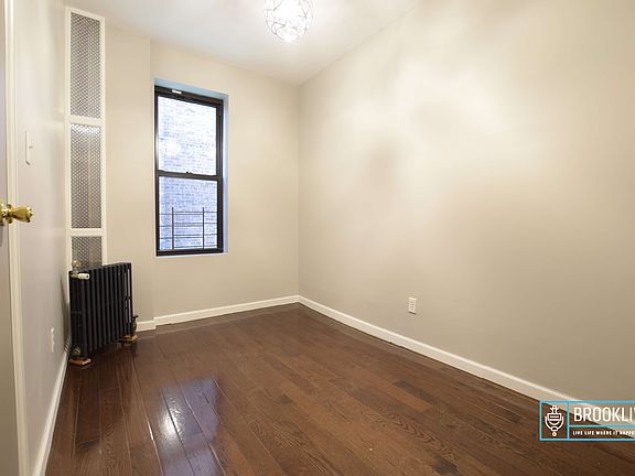 4th image of 879 Bergen St APT 6