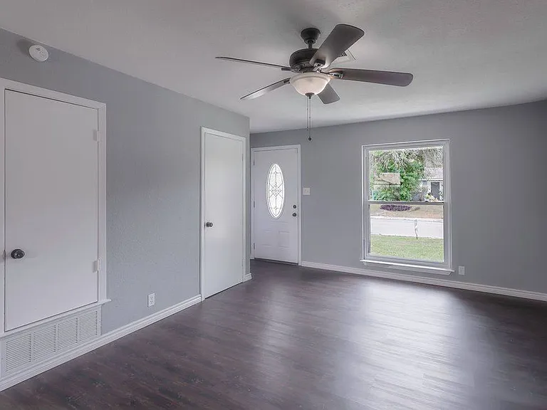309 Jeanette Dr — Photo 6
