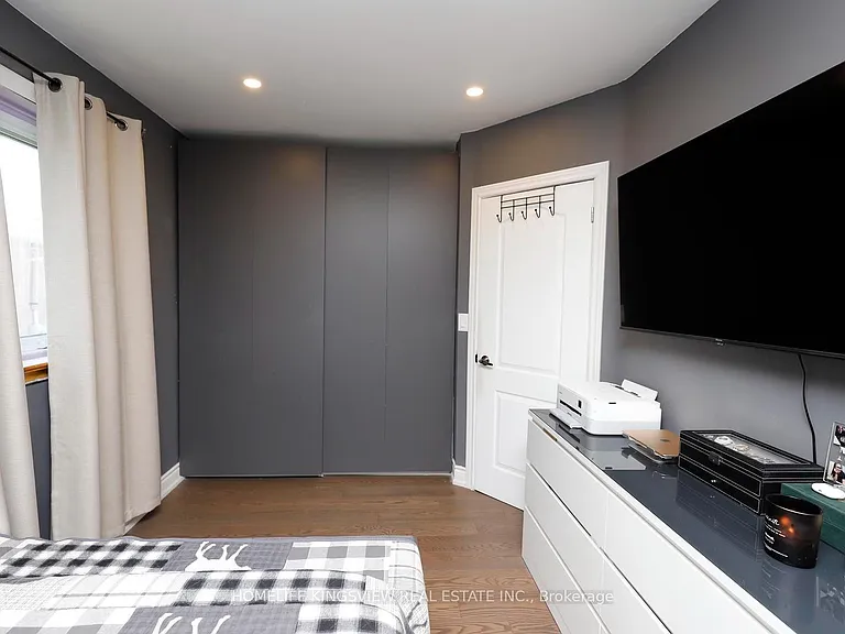 110 Longfield Rd — Photo 13