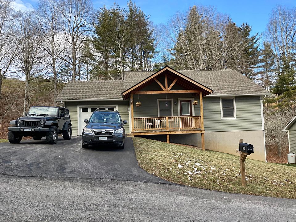 9 Townhomes Pl Boone NC Zillow