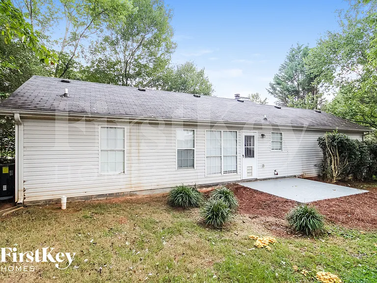 5082 Memory Ln — Photo 16