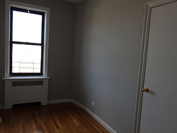 5th image of 63 Adrian Ave APT 6C