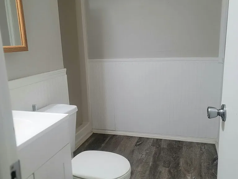 1460 N Northwest Pkwy — Photo 11