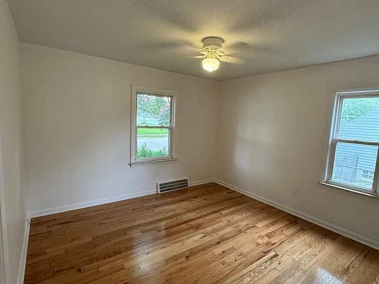 3755 Westpoint St — Photo 6