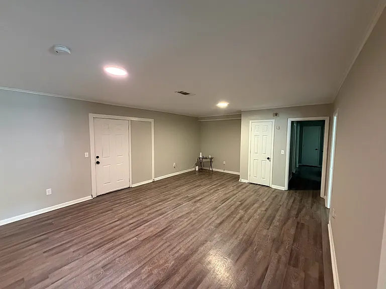 Flex space off kitchen