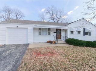 3305 N McCoy St, Independence, MO 64050