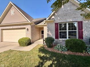 1352 Redstone Dr, Avon, IN 46123