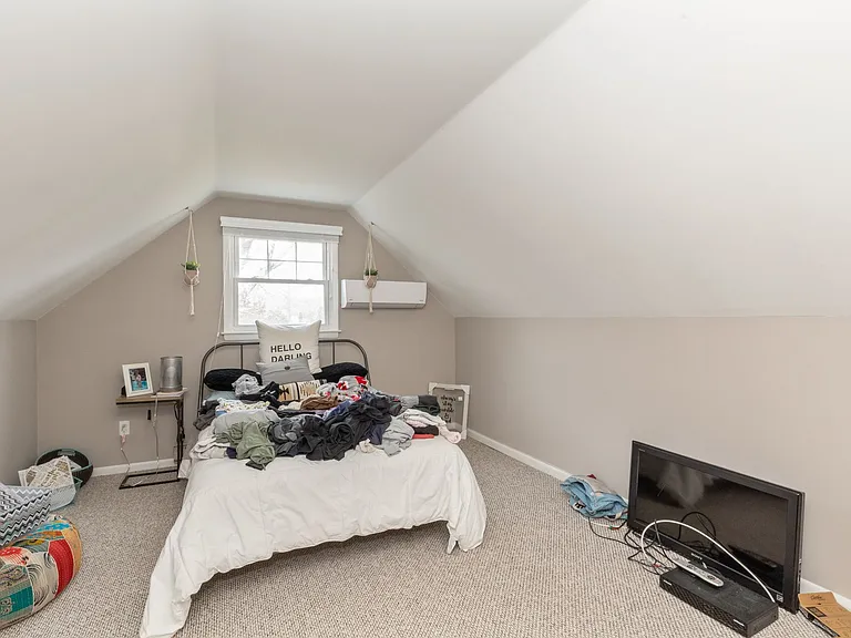 34 Norbury Rd — Photo 9