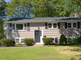 27 Federico Cir, Stoughton, MA 02072