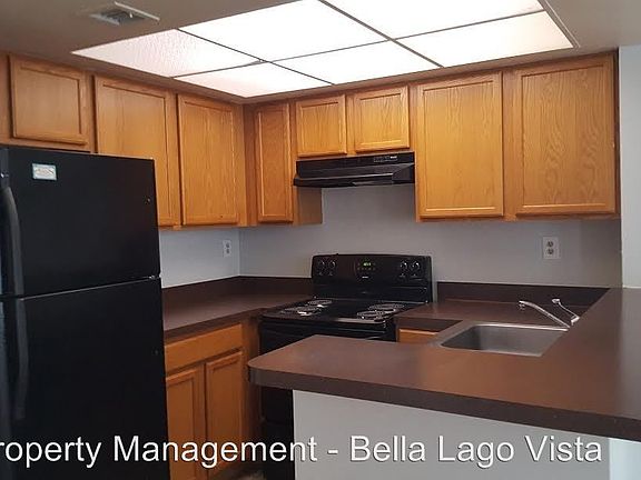 2nd image of 714 Executive Center Dr APT 32