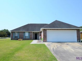 40277 La Rochelle Rd, Prairieville, LA 70769