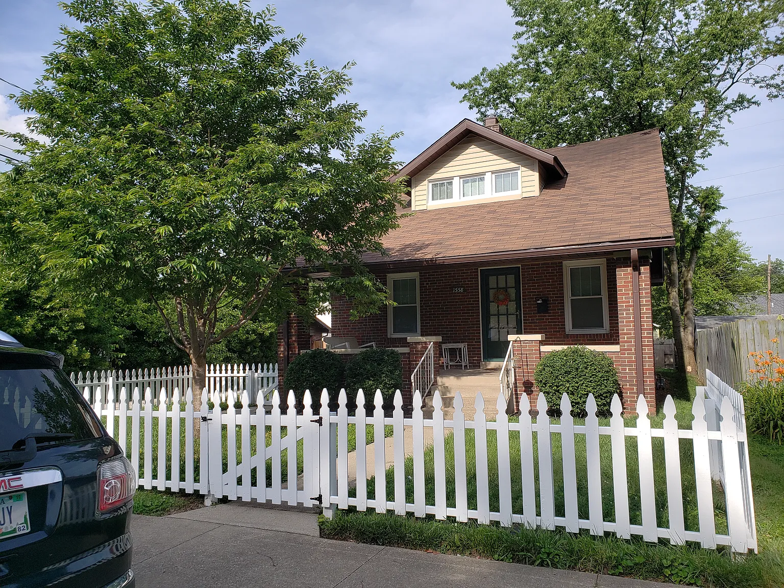 1558 Marshall Ave photo 1