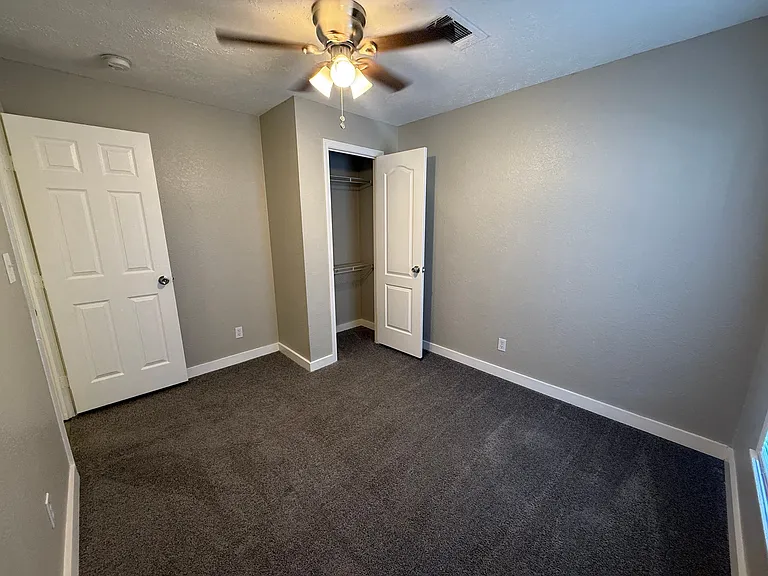 Arbor Springs — Photo 17