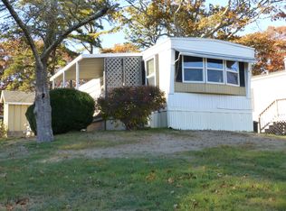 9 Dogwood Dr, Charlestown, RI 02813
