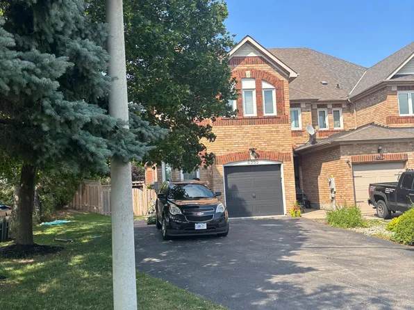 6985 Dunnview Ct, Mississauga, ON L5N 7E4