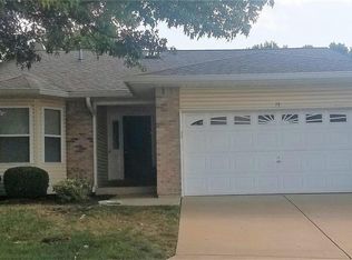 14 Faulkner Dr, Saint Charles, MO 63303