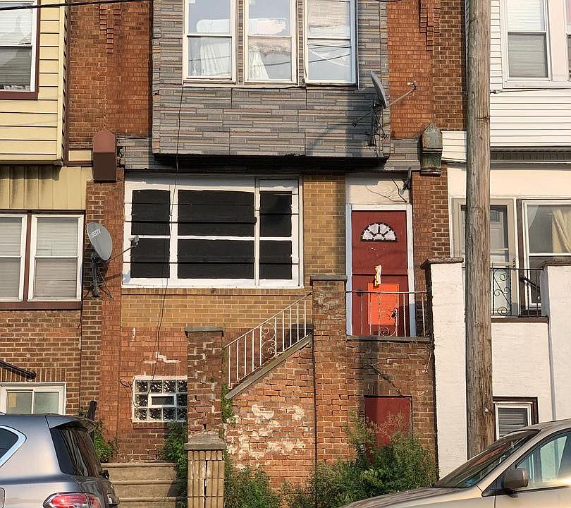 2nd image of 3221 N 29th St
