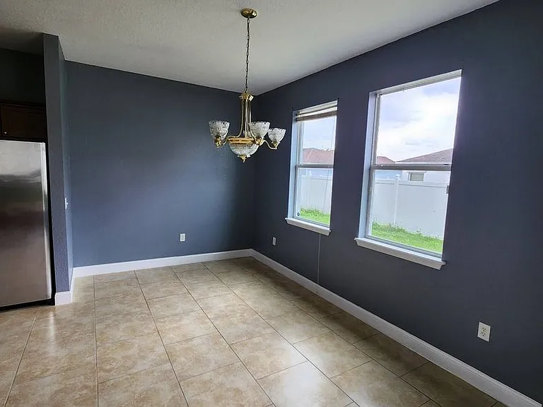 328 Dundee Dr — Photo 6