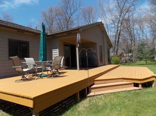 6948 Lakewood Dr, Oscoda, MI 48750