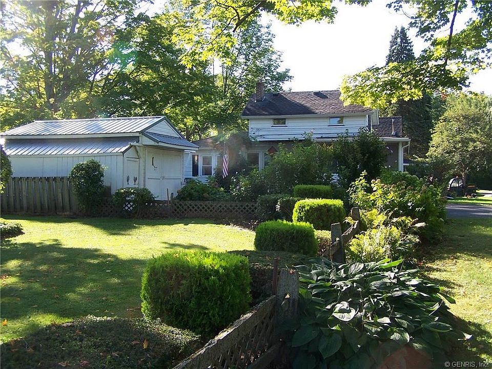 1st image of 9621 Beachwood Park Dr