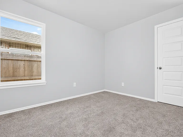9608 Stallion Dr — Photo 19
