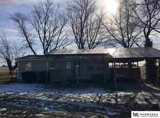 545 E 7th St, Greenwood, NE 68366