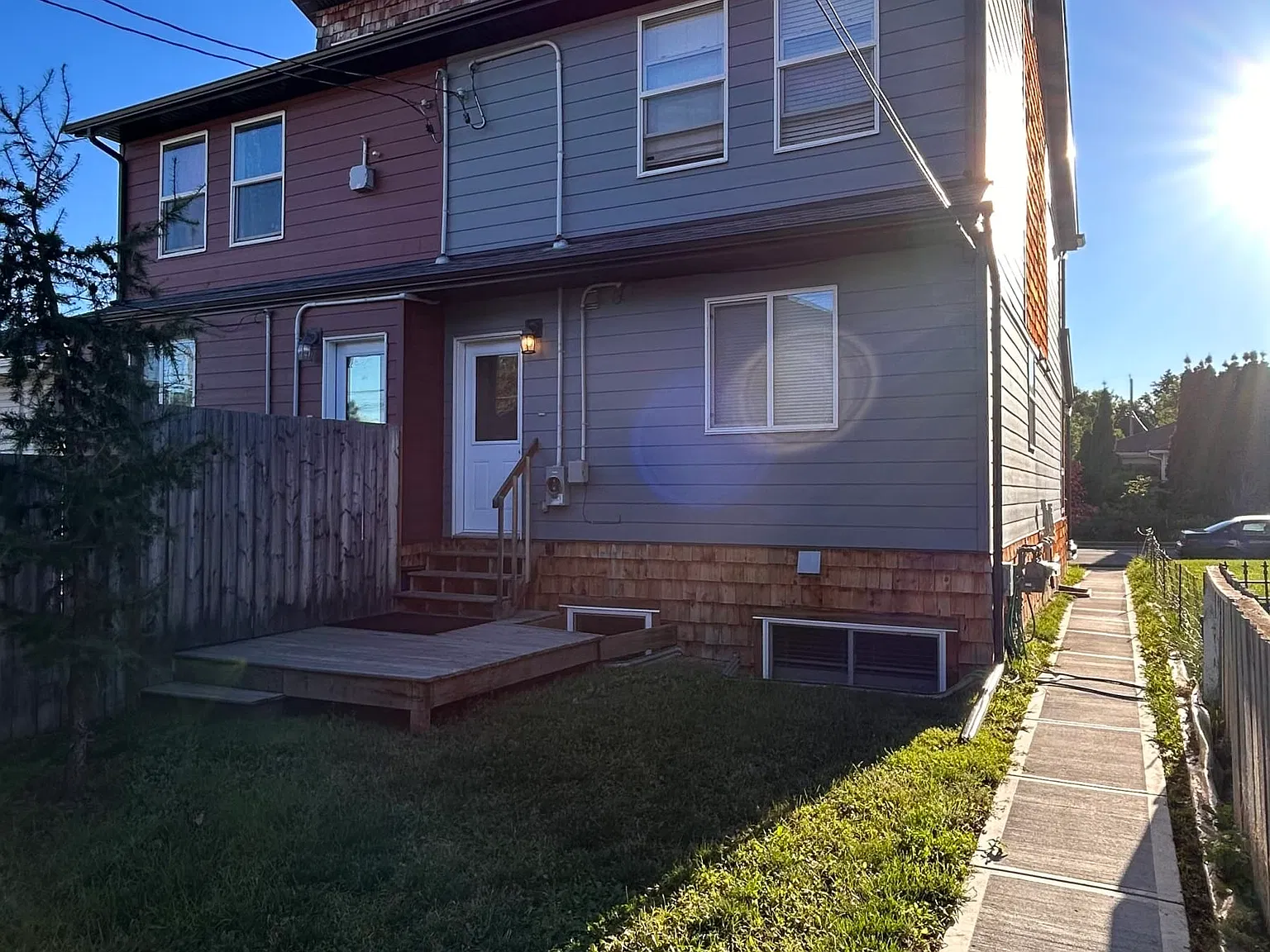 Newton - 12030 54 ST NW Bsmt — Photo 1