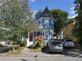 21 Seamans St, Providence, RI 02908