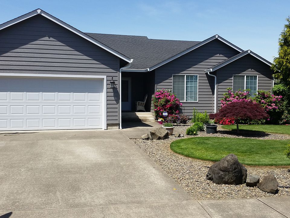 1st image of 307 Cambridge Dr