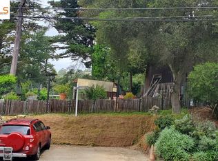 Gunn Dr, Oakland, CA 94611