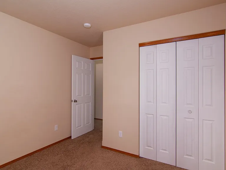 515 S Garfield Duplex — Photo 8