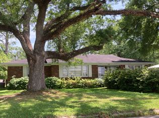 214 Jackson St, Chickasaw, AL 36611