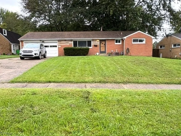 121 Florence Ave, Alliance, OH 44601