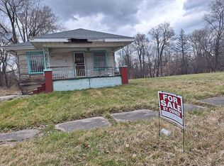 402 W Eldridge Ave, Flint, MI 48505