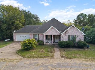 10297 Tealwood Rd, Wills Point, TX 75169