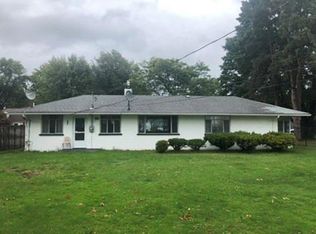 194 Alpine Rd, Rochester, NY 14612