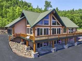 5949 Whitetail Ridge Rd, Silver Bay, MN 55614