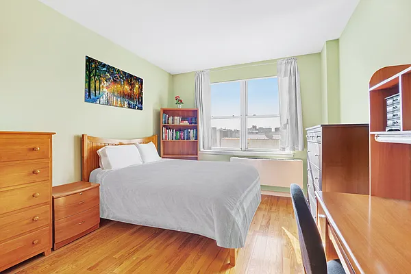 Sold by Corcoran | media 2