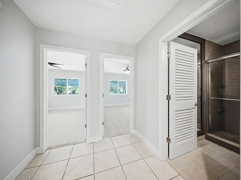 138 N Indies Dr #B — Photo 28