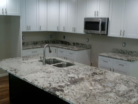 5th image of 24442 Hilliard Blvd