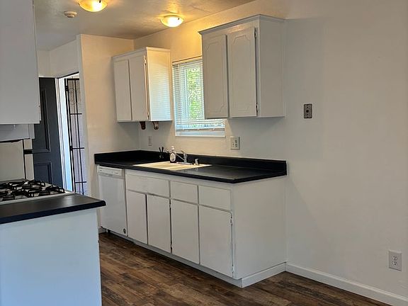 5th image of 311 Algiers Ct