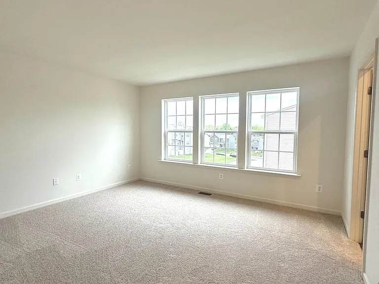 93 Stafford Pl — Photo 21