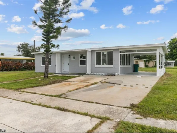 2352 Ednor St, Port Charlotte, FL 33952