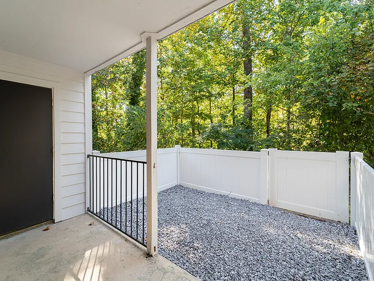 Rise at Signal Mountain Apartments — Photo 12