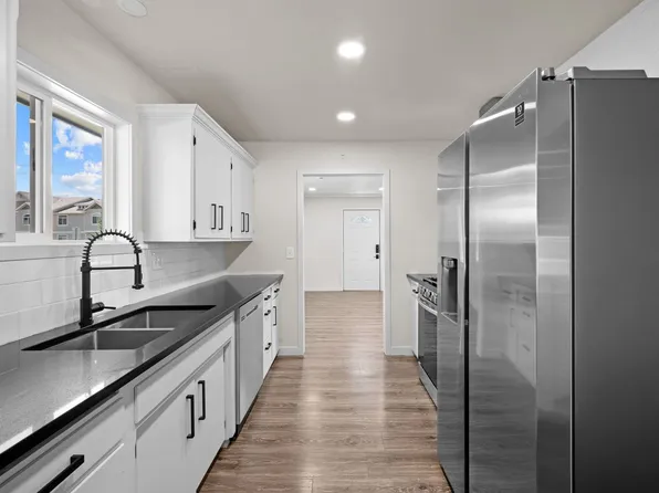 7904 N Crestline St, Spokane, WA 99217