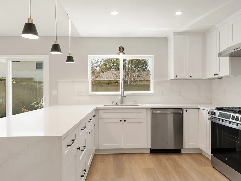 17314 De Groot Pl — Photo 9