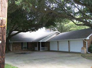 813 Loma Linda, Tow, TX 78639