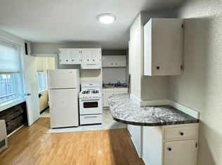 10 Henchman St APT 5M, Boston, MA 02113