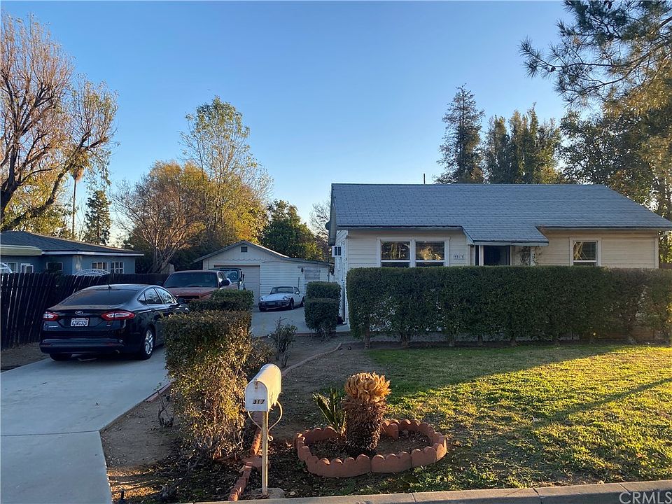 1st image of 9317 La Grande St
