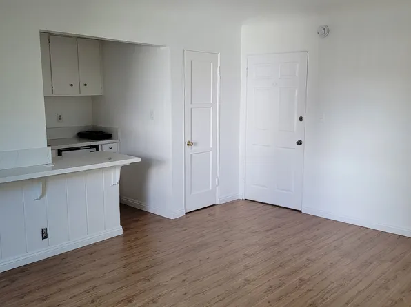 4754 Oakwood Ave #8, Los Angeles, CA 90004